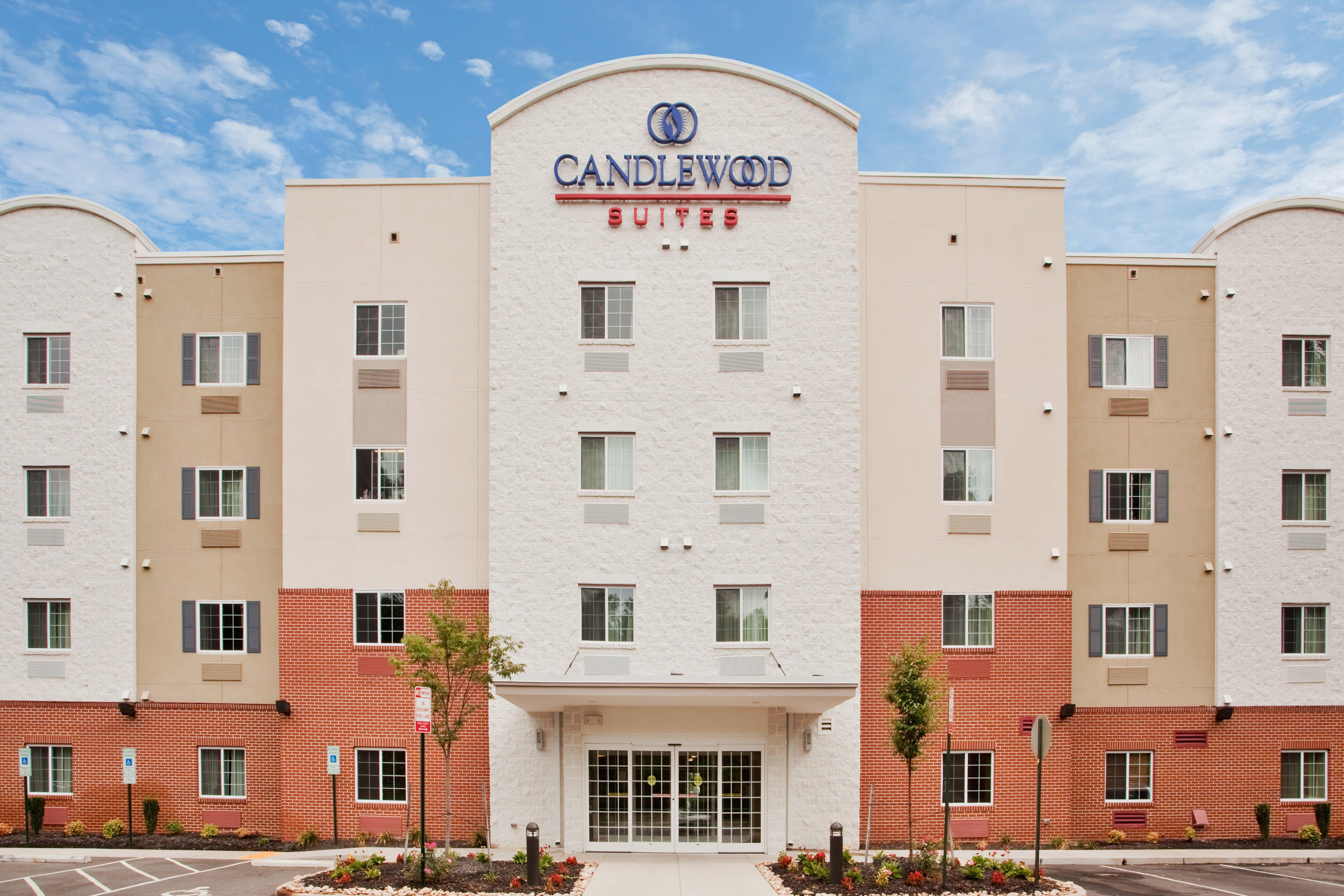 Candlewood Suites Richmond Airport By Ihg Сандстон Экстерьер фото