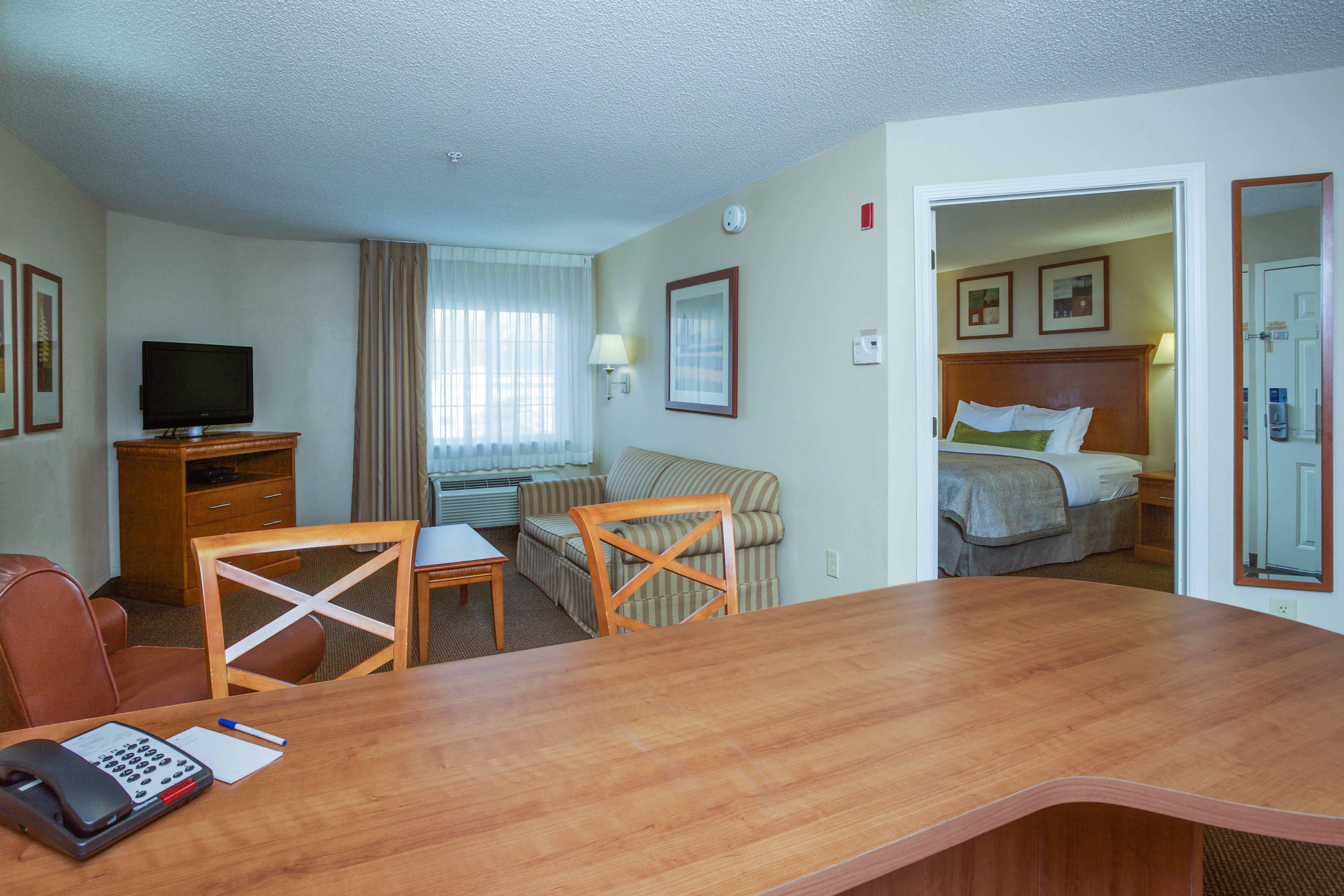Candlewood Suites Richmond Airport By Ihg Сандстон Экстерьер фото