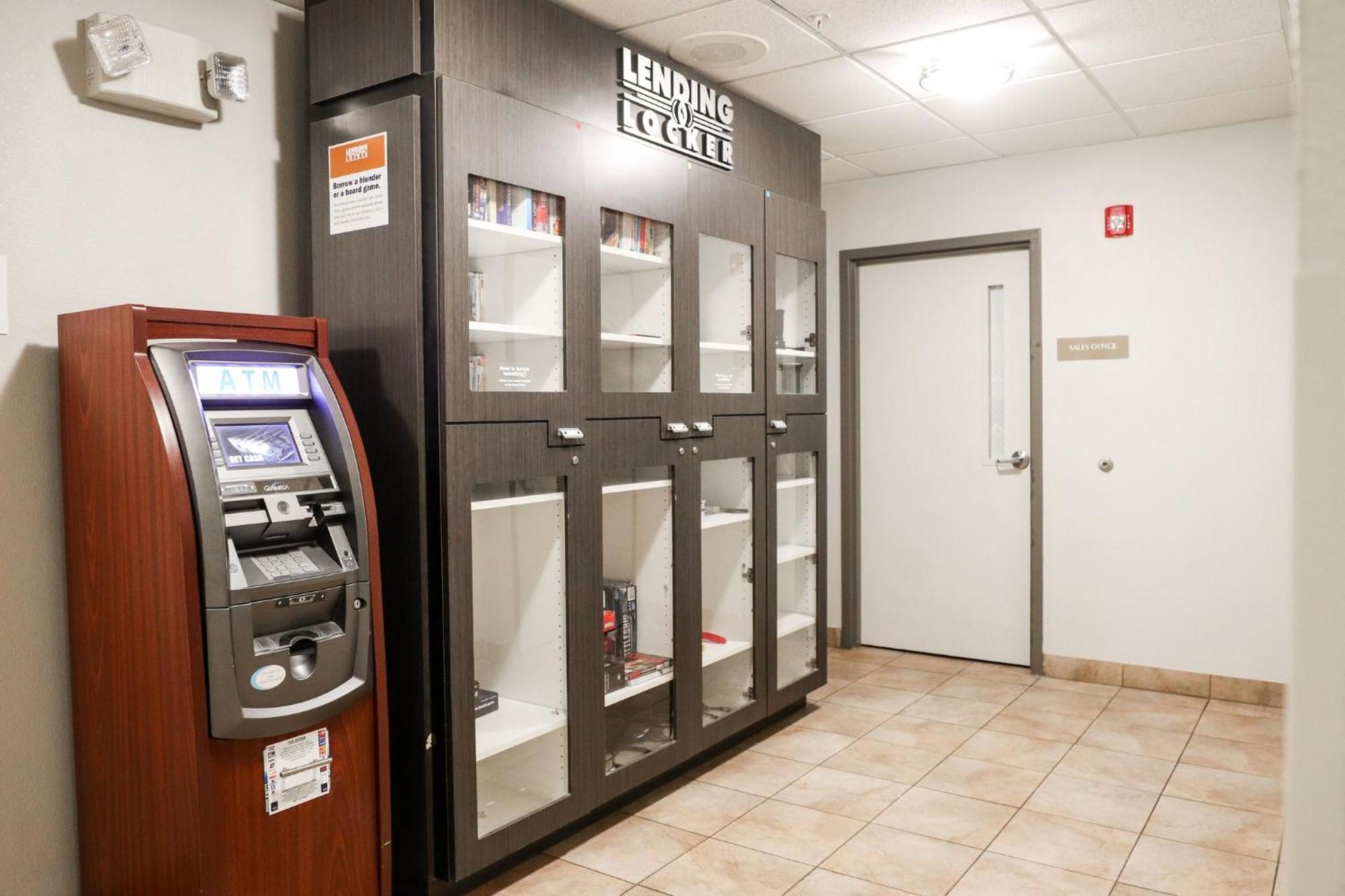 Candlewood Suites Richmond Airport By Ihg Сандстон Экстерьер фото