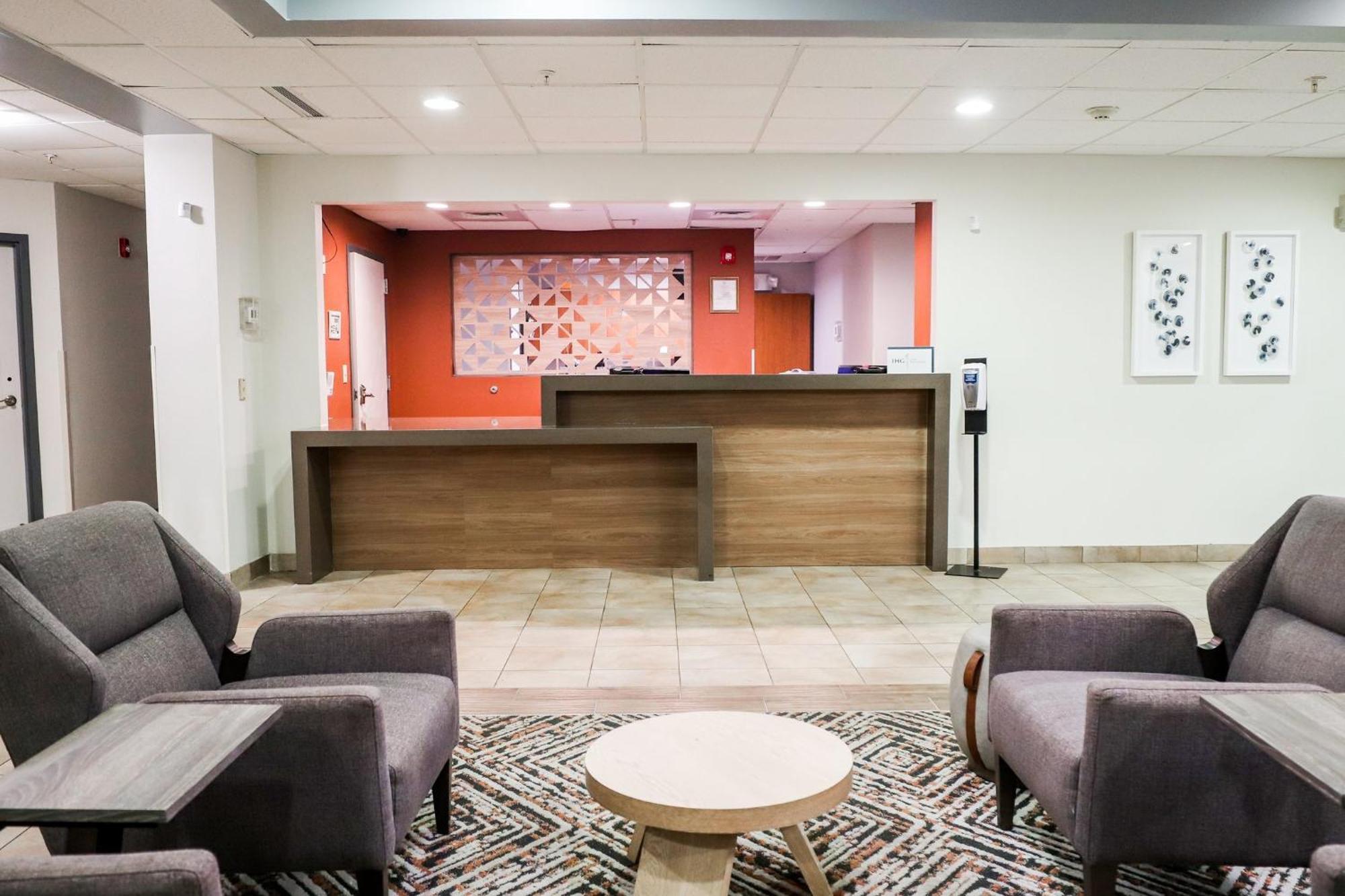 Candlewood Suites Richmond Airport By Ihg Сандстон Экстерьер фото